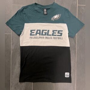 Philadelphia Eagles Shirt - adult Medium